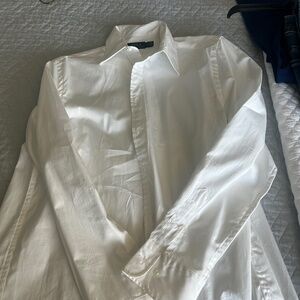 Crisp white longer shirt